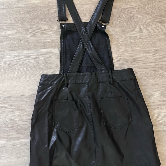 Faux Leather Skirtall sz S - Picture 3 of 4